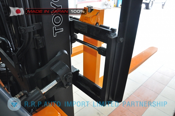 ขายรถโฟล์คลิฟท์มือสอง TOYOTA รุ่น 7FD30-18509 นำเข้าจากประเทศญี่ปุ่น 100\% ไม่เคยใช้งานในไทย