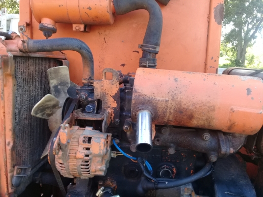 ขายด่วนรถแบคโฮKOMATSU ปี40 สภาพพร้อมใช้งาน ขายด่วนรถแบคโฮKOMATSU ปี40 สภาพพร้อมใช้งาน