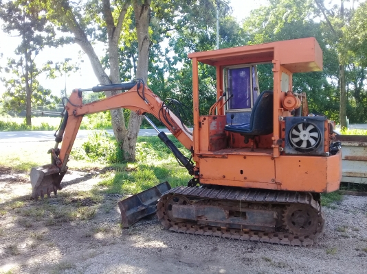 ขายด่วนรถแบคโฮKOMATSU  ปี40 สภาพพร้อมใช้งาน