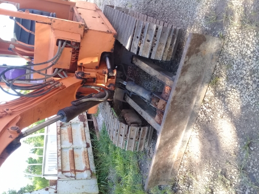 ขายด่วนรถแบคโฮKOMATSU ปี40 สภาพพร้อมใช้งาน ขายด่วนรถแบคโฮKOMATSU ปี40 สภาพพร้อมใช้งาน