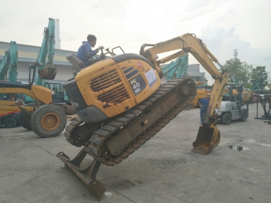 ถึงไทยแล้ว PC40MR-2 บอกคำเดียว คุ้มๆครับ ปี2006 2,900ชม. นำเข้าตรงจากญี่ปุ่น เดิมๆ ปั้มแรง เครื่องแน่น