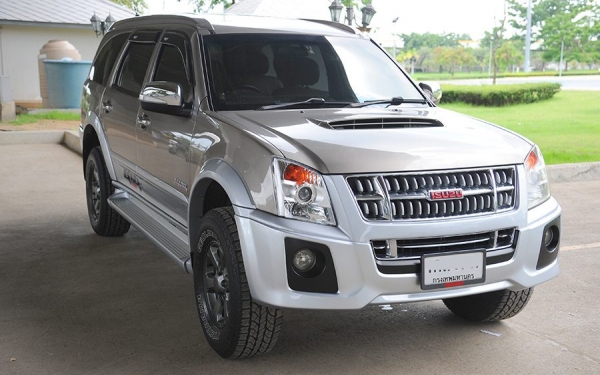 MU-7 ออโต้ 4x4 รุ่นท๊อปสุด *ปิดการขาย