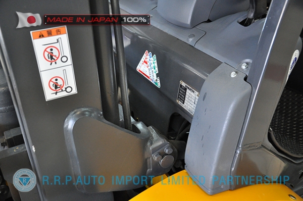 ขายรถโฟล์คลิฟท์มือสอง KOMATSU รุ่น FD20HT-15-572533 นำเข้าจากประเทศญี่ปุ่น 100\% ไม่เคยใช้งานในไทย