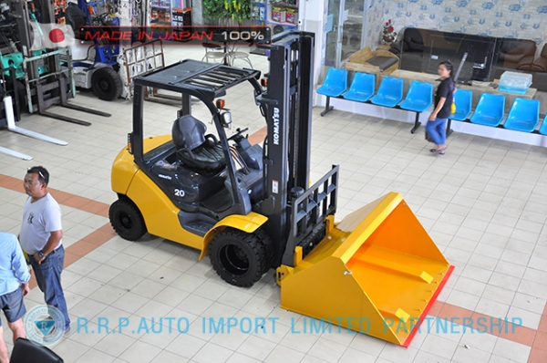 ขายรถโฟล์คลิฟท์มือสอง KOMATSU รุ่น FD20HT-15-572533 นำเข้าจากประเทศญี่ปุ่น 100\% ไม่เคยใช้งานในไทย