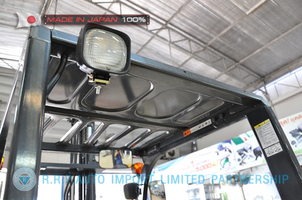 ขายรถโฟล์คลิฟท์มือสอง KOMATSU รุ่น FD20HT-15-572533 นำเข้าจากประเทศญี่ปุ่น 100\% ไม่เคยใช้งานในไทย