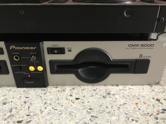 PIONEER CMX 5000 เก่าญี่ปุ่นเเท้ใช้ไฟ100V ใช้งานได้ปกติอ่านดีมาก