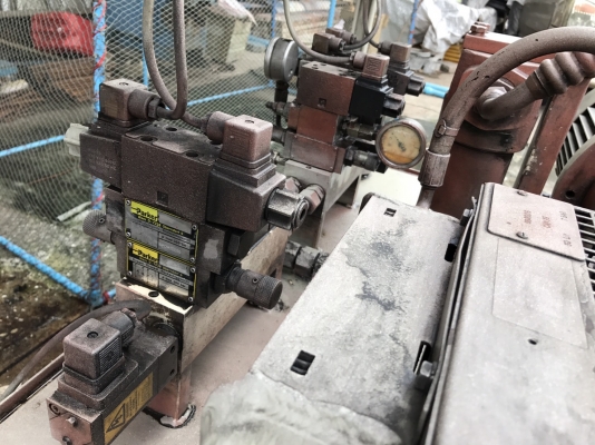 ขายชุดปั้มน้ำมันไฮโดรลิค Parker ขนาด 7.5HP. 380V made in Germany ทั้งชุด สภาพสวยมาก วาล์วคอนโทรล 3ชุด พร้อมชุดมอเตอร์ออยคลูเลอร์ อุปกรณ์ครบ พร้อมใช้งาน