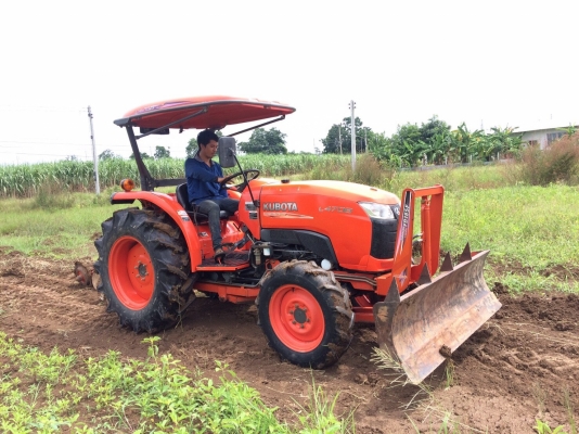 ขายด่วนครับ Kubota L4708DT ใบดันหน้า ผานหลัง เล่มทะเบียนพร้อม รถไร่ ไม่เคยลงนา
