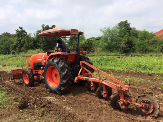 ขายด่วนครับ Kubota L4708DT ใบดันหน้า ผานหลัง เล่มทะเบียนพร้อม รถไร่ ไม่เคยลงนา