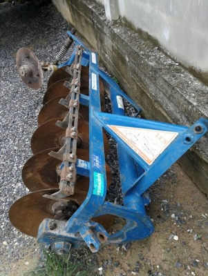 แทรกเตอร์แชมป์ YTO 454 4 WD..สวยเดิมไร้เครื่องสำอาง..ดันดินหน้า ผานหลัง