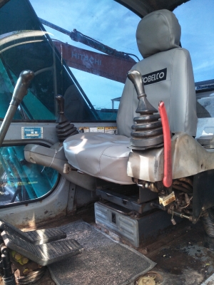 ขายsk100super. รถ11000ชั่วโมงรถสภาพดีสภาพเก่านอก