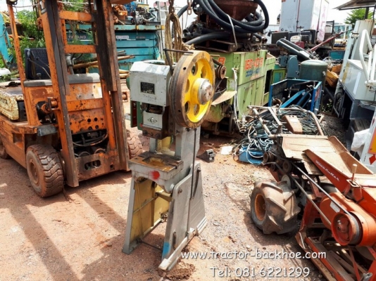 ขาย เครื่องอัด เครื่องกระทุ้งลิ่ม โครงสร้างเหล็กหล่อ ไฟ 380V แบบ 3 เฟส 4 สาย เก่านอก ราคา 28,000