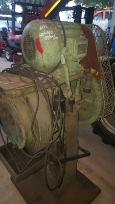 ขายเครื่องขัดชิ้นงานขนาดเล็ก10,000 บาท