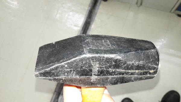 ขายค้อนทุบตีมีด 3ปอน TRUETEMPER MADE IN USA. ใหม่เก่าเก็บ