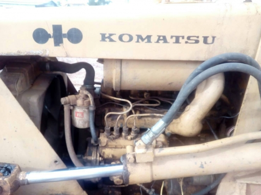 ขาย รถแทรกเตอร์ KOMATSU D20PL-5 รถใช้งานอยู่ประจำ เครื่องดี เกียร์ดี ช่วงล่างมีใบแทรคหักบ้าง ราคาต่อรองได้