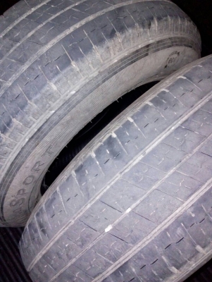 215/70R15 GOODYEAR DURASPORT ชุด 4 เส้น 2800 บาท โทร.081-427-3941 215/70R15 GOODYEAR DURASPORT ชุด 4 เส้น 2800 บาท โทร.081-427-3941