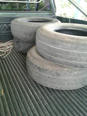 215/70R15 GOODYEAR DURASPORT ชุด 4 เส้น 2800 บาท โทร.081-427-3941