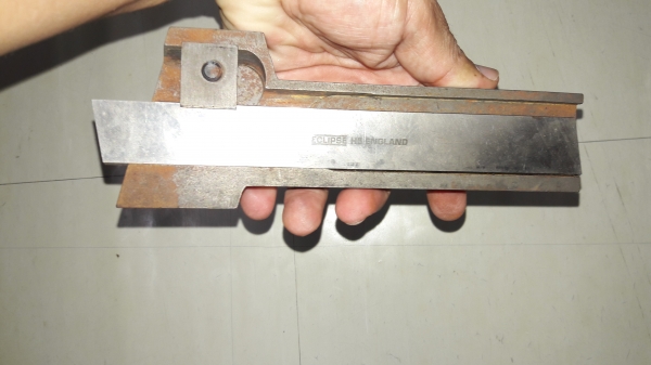 ขายมีดกลึงงานเก่าเก็บ