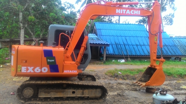 HITACHI EX60-2 580,000 ต่อรอง เอกสารเล่มทะเบียน ติดต่อ 086-314-3259 เล็ก