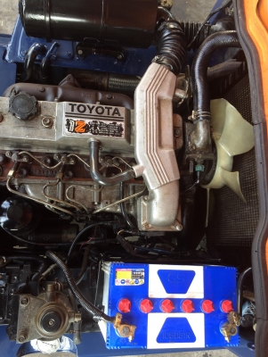 ขายรถยกโฟร์คลิฟท์ยี่ห้อTOYOTA5FD-30  เสาสูง5 เมตร