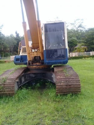 ขายรถแบคโฮ KOMATSU PC200-5 บูมยาว ระบบไฟเต็ม ไม่มีเอกสาร ราคา 750000 ขายรถแบคโฮ KOMATSU PC200-5 บูมยาว ระบบไฟเต็ม ไม่มีเอกสาร ราคา 750000