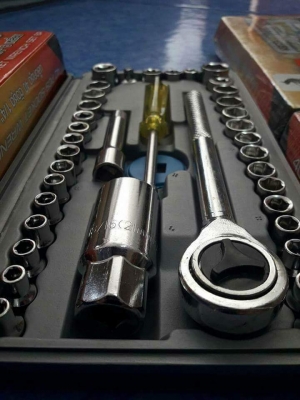 ถูก!!ชุดบล็อคอย่างดี 40หัว มิอ1