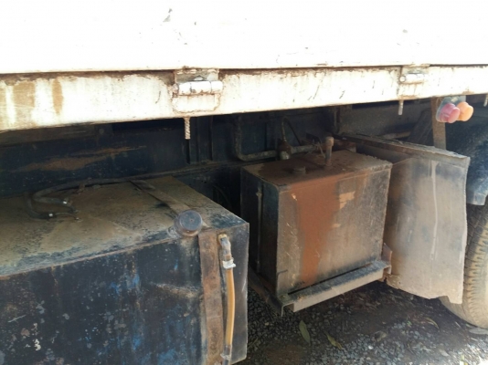 ขายด่วน 10ล้อฮีโน่ 2 เพลา