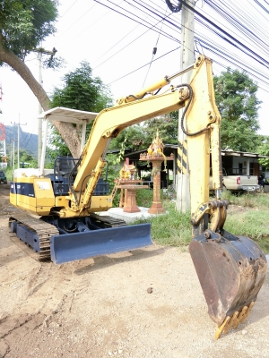 KOMATSU 30-6 ขนาดPC-30 <มีVDOชม>รถเก่านอกมีเอกสารอินวอย☎️ติดต่อ 085-5632278 <ราคาต่อรองได้>