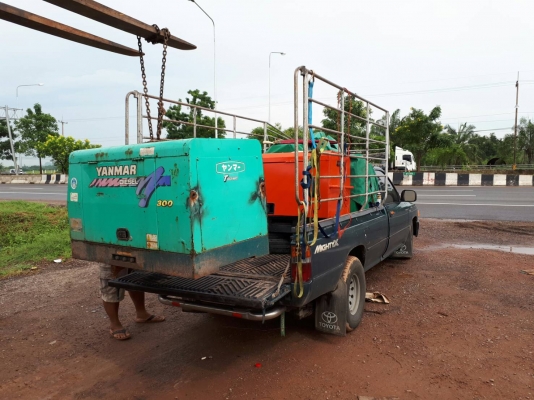 Tractor-bacckhoe จัดส่งเครื่องเชื่อมปั่นไฟ 3 เฟส 4 สาย ให้ลูกค้าจากสุรินทร์ ครับ ขอบคุณมากครับ