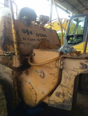 ขายรถแทรคเตอร์ KOMATSU D50A-16 มีวิ้นหลัง เอกสารเล่ม ราคา 295000