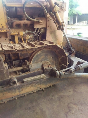 ขายรถแทรคเตอร์ KOMATSU D50A-16 มีวิ้นหลัง เอกสารเล่ม ราคา 295000