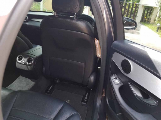 Benz C300 BluetecHybrid AMG ปี2015 รถบ้านมือเดียว ไมล์น้อยมาก เจ้าของขายเอง