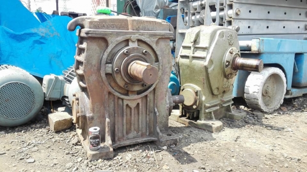 ** SOLD ** เหลือ 1 ตัว ** วอร์มเกียร์ทด CHENTA เบอร์ 225 ทด 1:30 (50rpm) พร้อมใช้งาน