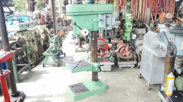 ** SOLD ** สว่านแท่นญี่ปุ่นรุ่นหนัก ASHINA Made in JAPAN เจาะ 19 mm มีฟีดเดินออโต้ ไฟบ้าน 220V พร้อมใช้