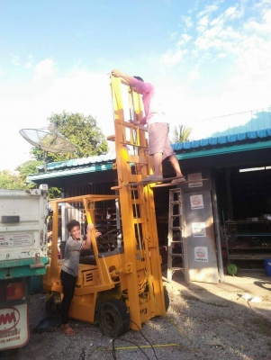 รถโฟลคลิฟท์  TOYOTA