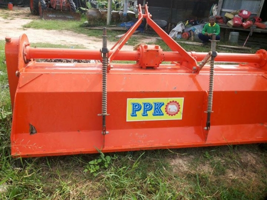 ขายตามสภาพ โรต้ารี2.20สภาพสวยยังใหม่อยู่ติดมากับรถไถ70คูโบต้า