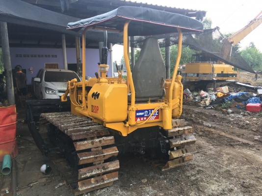 ขายแทร็กเตอร์D2-3P สภาพสวยพร้อมใช้งาน เครื่องดีช่วงล่างดี ใบแทร็กเต็ม ราคาต่อรองคุยกันได้ โทร 0616613023 แพรว