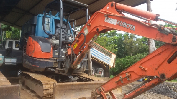 ขายรถแม็คโครKOBOTAสนใจโทร 081-9497804