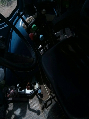 ขายรถไถFord 8210 เก๋งแอร์2เพลา อิมวอยสภาพสวยพร้อมใช้ ต่อคุณอ๊อฟพิจิตร086-737-9991