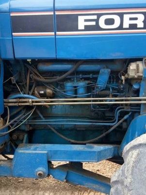 ขายรถไถFord 8210 เก๋งแอร์2เพลา อิมวอยสภาพสวยพร้อมใช้ ต่อคุณอ๊อฟพิจิตร086-737-9991