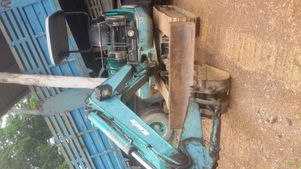 ขายรถแม็คโครKomatsu Pc30-7 สนใจโทร 081-9497804