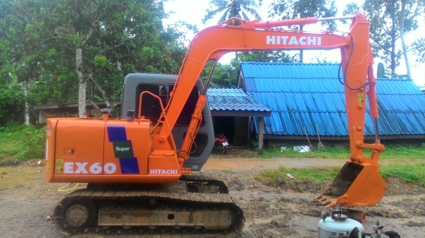 ขายรถแบคโฮ HITACHI EX60-2 เอกสารเล่ม ระบบไฟเต็ม ราคา 580000