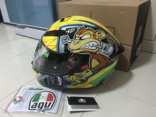 ขายหมวกกันน๊อค AGV K3 (Size L ) ราคา 7,500 บาท ขายหมวกกันน๊อค AGV K3 (Size L ) ราคา 7,500 บาท