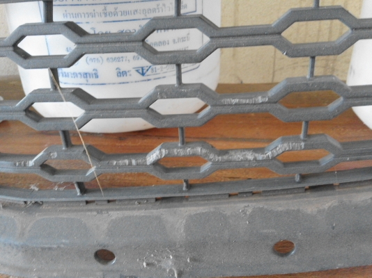 ตะแกรงช่องลมกันชนหน้า CHEVROLET Colorado