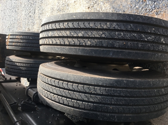 344ปี55เบลคแห้ง ยางเต็มรถเดิม ไม่เคยทำสี 344ปี55เบลคแห้ง ยางเต็มรถเดิม ไม่เคยทำสี