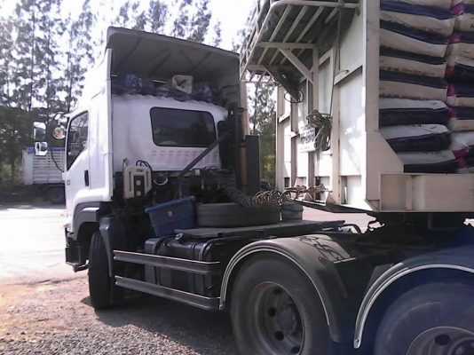 ขายรถบรรทุก 10 ล้อหัวลาก ISUZU DECA 360 แรงม้ารถปลายปี 2556 ขายรถบรรทุก 10 ล้อหัวลาก ISUZU DECA 360 แรงม้ารถปลายปี 2556
