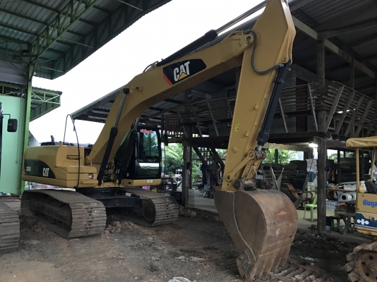 ขาย CAT320D 6000 ชั่วโมง รถสวยเดิม พร้อมใช้งาน ชมรถได้ทุกวัน สนใจติดต่อ 081-4283210 ไอดีไลน์ KOBELCO14 ขาย CAT320D 6000 ชั่วโมง รถสวยเดิม พร้อมใช้งาน ชมรถได้ทุกวัน สนใจติดต่อ 081-4283210 ไอดีไลน์ KOBELCO14