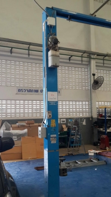 ขายลิฟท์ยกรถยนต์คานบน 2.5 ตัน มือสอง