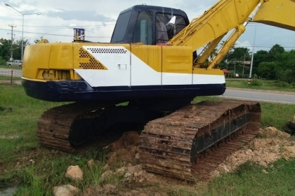 ขายsk200-3kobelco ไฟฟ้าตัดเครื่องดี พร้อมใช้งาน ราคา620,000สนใจติดต่อ0895770265