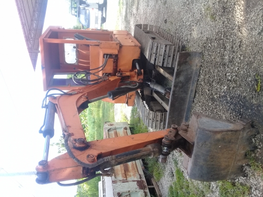 ขายด่วนรถแบคโฮเล็ก KOMATSU สภาพพร้อมใช้งาน